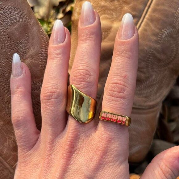 New! “Howdy” Gold Ring - Picture 3 of 3